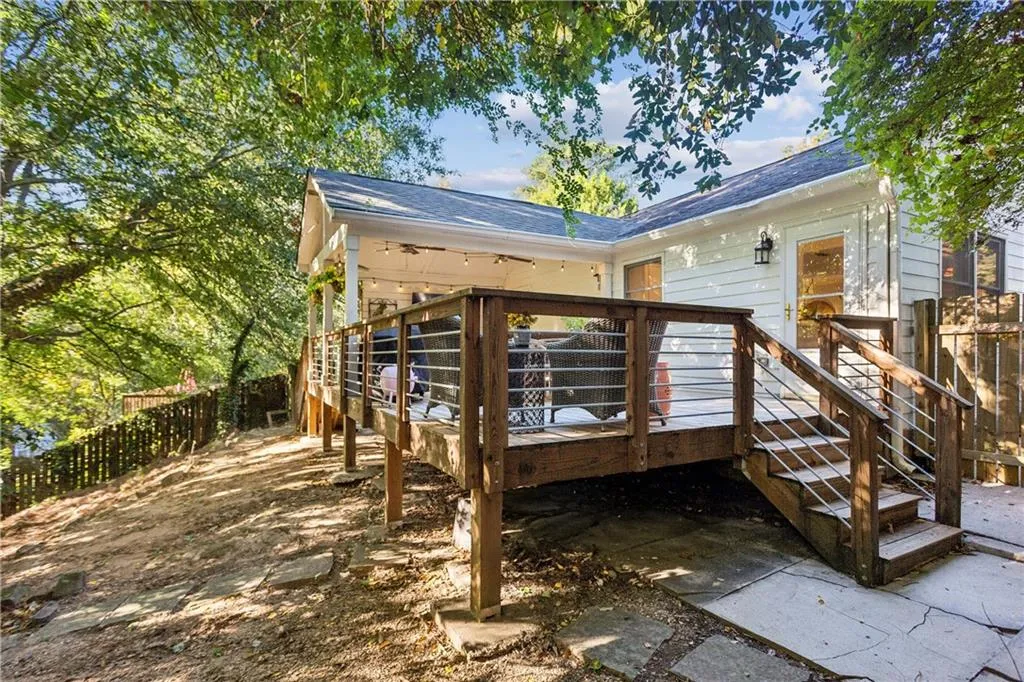 1905 Woodland Hills Avenue Nw, Atlanta, Georgia 30318, 2 Bedrooms Bedrooms, ,2 BathroomsBathrooms,Residential,For Sale,1905 Woodland Hills Avenue Nw,7669685