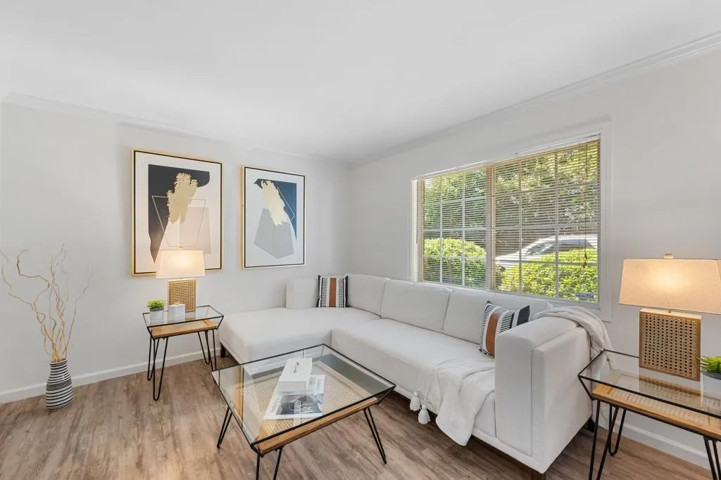 6940 Roswell Road Unit 12b, Sandy Springs, Georgia 30328, 2 Bedrooms Bedrooms, ,1 BathroomBathrooms,Residential,Sold,6940 Roswell Road Unit 12b,7252205