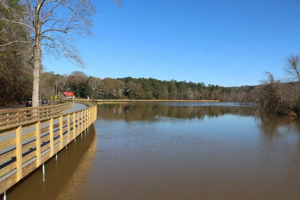 6940 Roswell Road Unit 12b, Sandy Springs, Georgia 30328, 2 Bedrooms Bedrooms, ,1 BathroomBathrooms,Residential,Sold,6940 Roswell Road Unit 12b,7252205