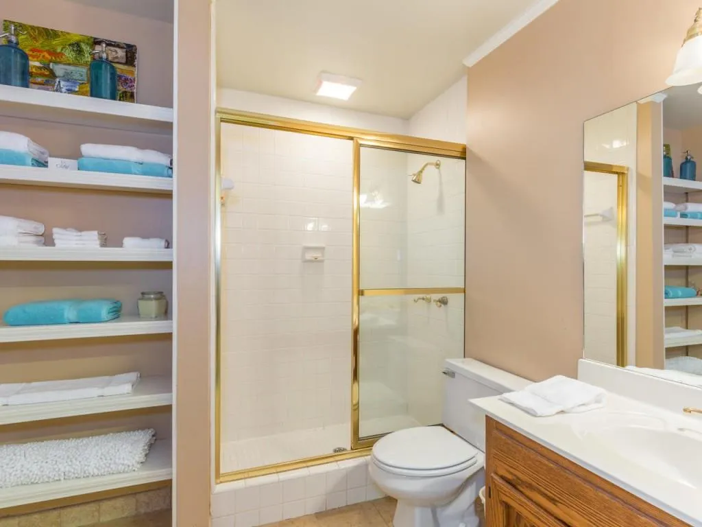 430 Huntcliff Green, Sandy Springs, Georgia 30350, 4 Bedrooms Bedrooms, ,4 BathroomsBathrooms,Residential,Sold,430 Huntcliff Green,5929455