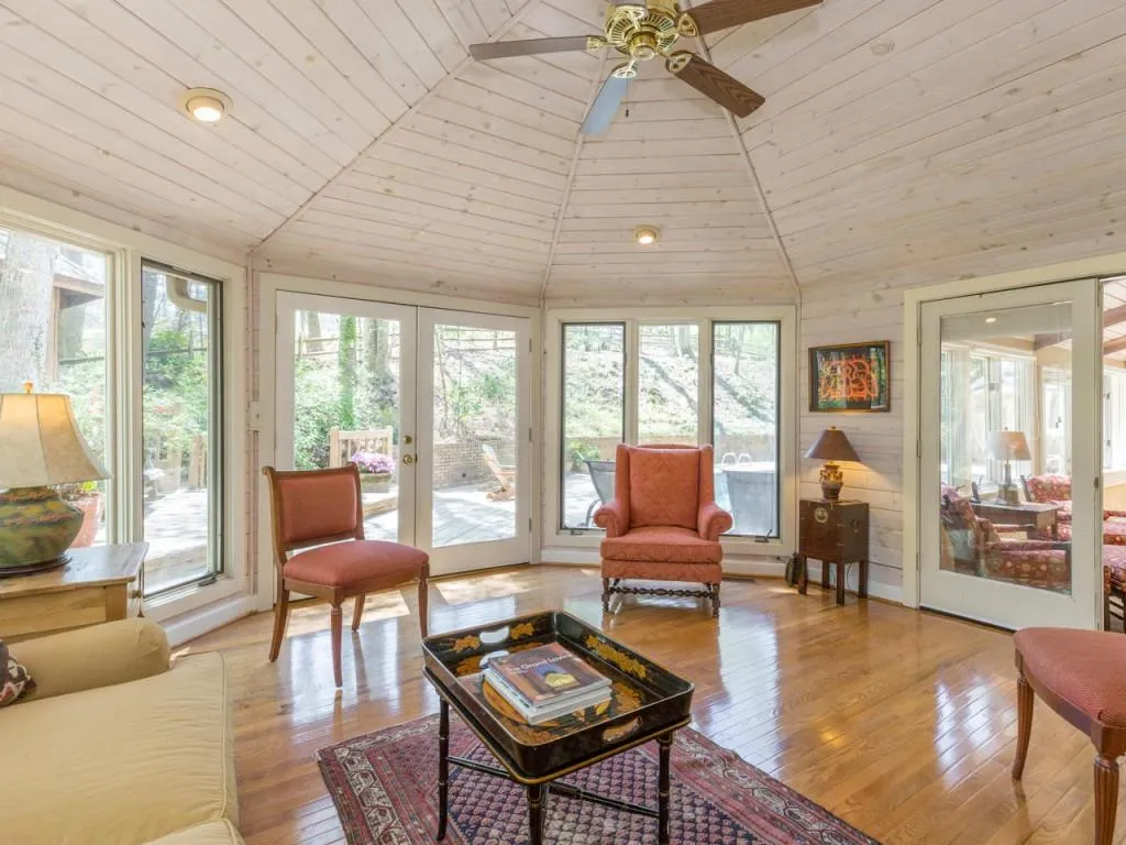 430 Huntcliff Green, Sandy Springs, Georgia 30350, 4 Bedrooms Bedrooms, ,4 BathroomsBathrooms,Residential,Sold,430 Huntcliff Green,5929455