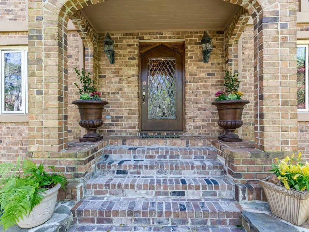 430 Huntcliff Green, Sandy Springs, Georgia 30350, 4 Bedrooms Bedrooms, ,4 BathroomsBathrooms,Residential,Sold,430 Huntcliff Green,5929455