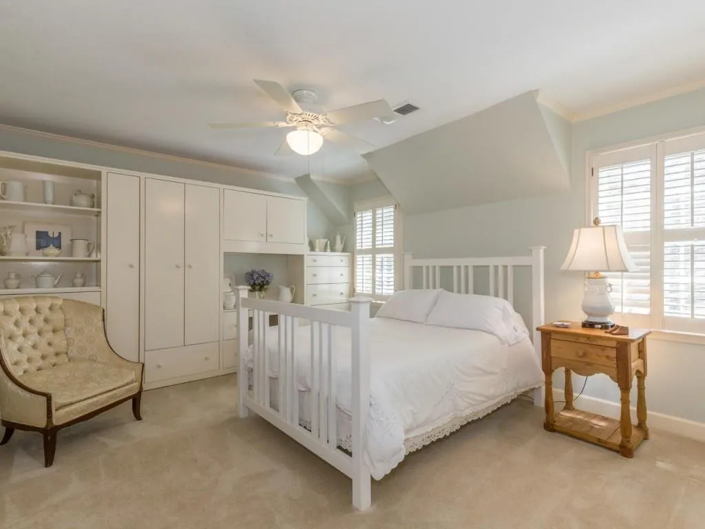 430 Huntcliff Green, Sandy Springs, Georgia 30350, 4 Bedrooms Bedrooms, ,4 BathroomsBathrooms,Residential,Sold,430 Huntcliff Green,5929455