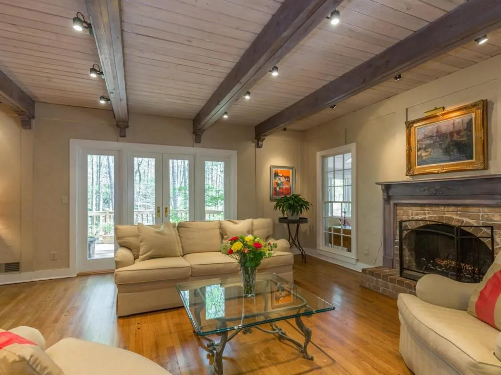 430 Huntcliff Green, Sandy Springs, Georgia 30350, 4 Bedrooms Bedrooms, ,4 BathroomsBathrooms,Residential,Sold,430 Huntcliff Green,5929455