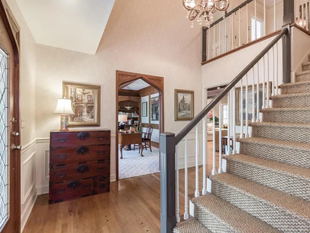 430 Huntcliff Green, Sandy Springs, Georgia 30350, 4 Bedrooms Bedrooms, ,4 BathroomsBathrooms,Residential,Sold,430 Huntcliff Green,5929455