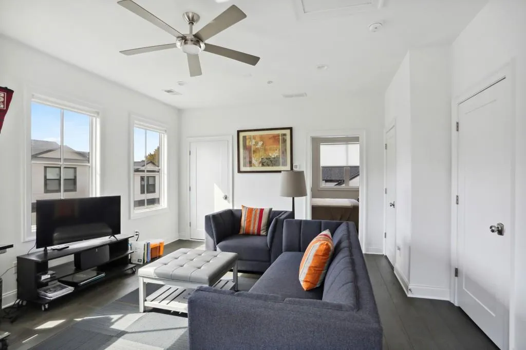 4510 Collins Avenue, Atlanta, Georgia 30342, 4 Bedrooms Bedrooms, ,4 BathroomsBathrooms,Residential,Sold,4510 Collins Avenue,7130532