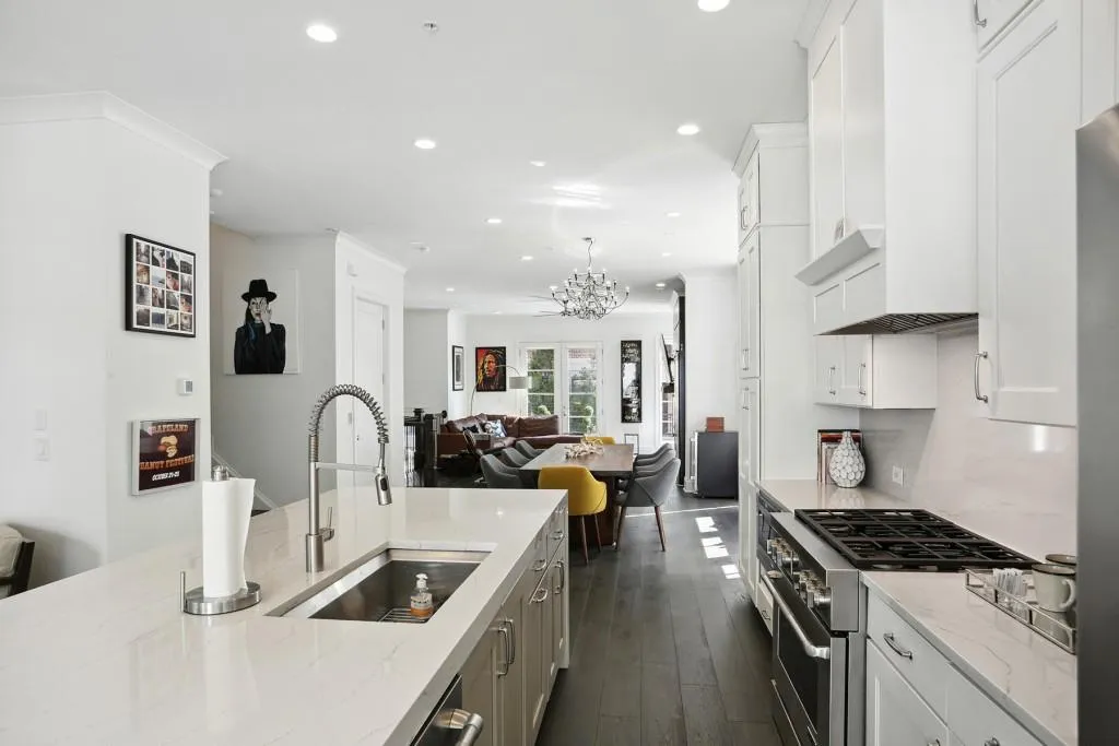 4510 Collins Avenue, Atlanta, Georgia 30342, 4 Bedrooms Bedrooms, ,4 BathroomsBathrooms,Residential,Sold,4510 Collins Avenue,7130532