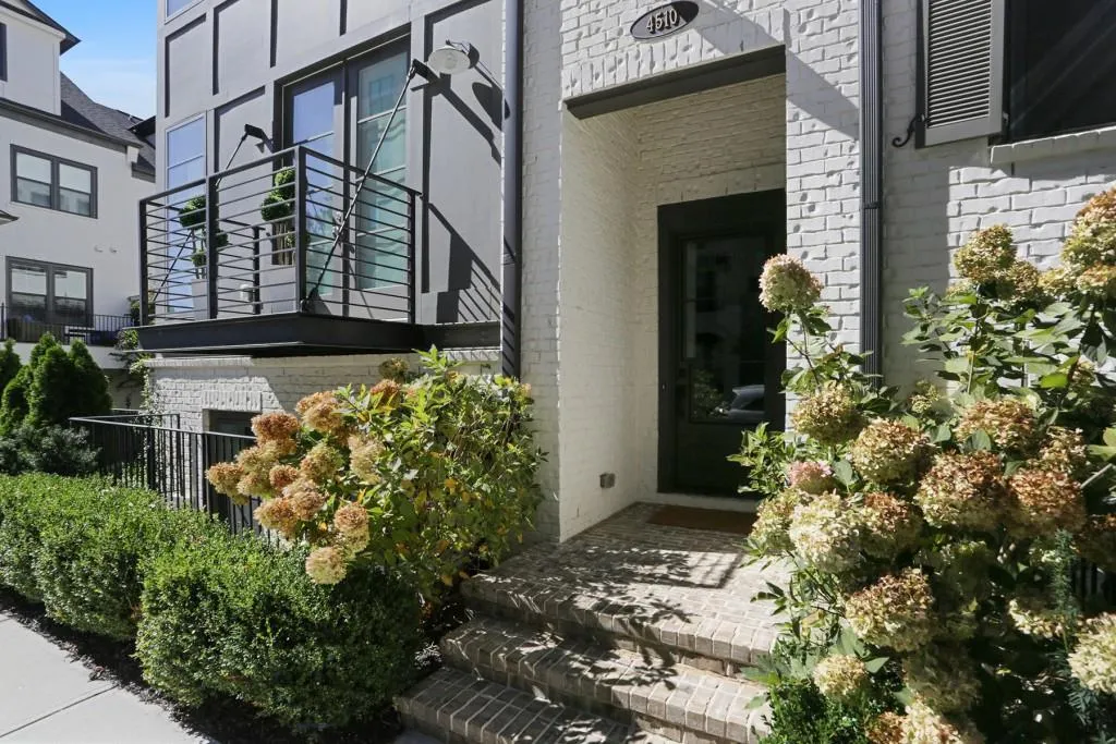 4510 Collins Avenue, Atlanta, Georgia 30342, 4 Bedrooms Bedrooms, ,4 BathroomsBathrooms,Residential,Sold,4510 Collins Avenue,7130532