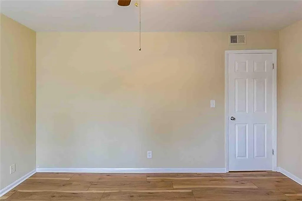 5697 Kingsport Drive Unit 3, Atlanta, Georgia 30342, 2 Bedrooms Bedrooms, ,1 BathroomBathrooms,Residential,Sold,5697 Kingsport Drive Unit 3,6669175