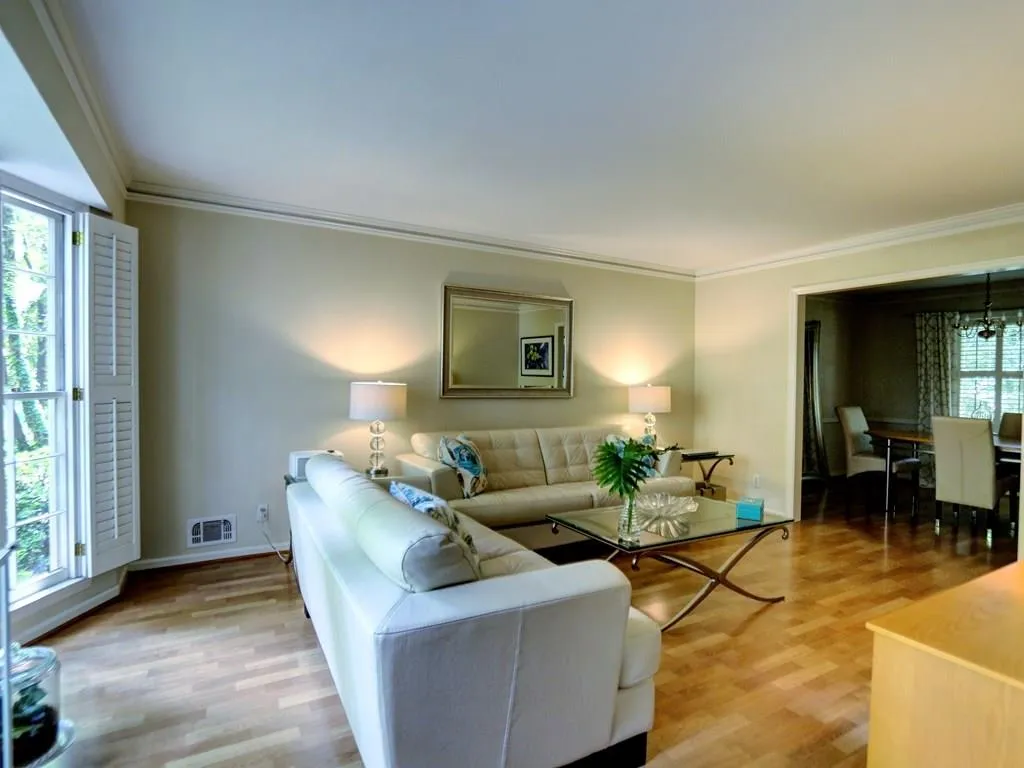 320 Westerhall Court, Sandy Springs, Georgia 30328, 5 Bedrooms Bedrooms, ,2 BathroomsBathrooms,Residential,Sold,320 Westerhall Court,5750141
