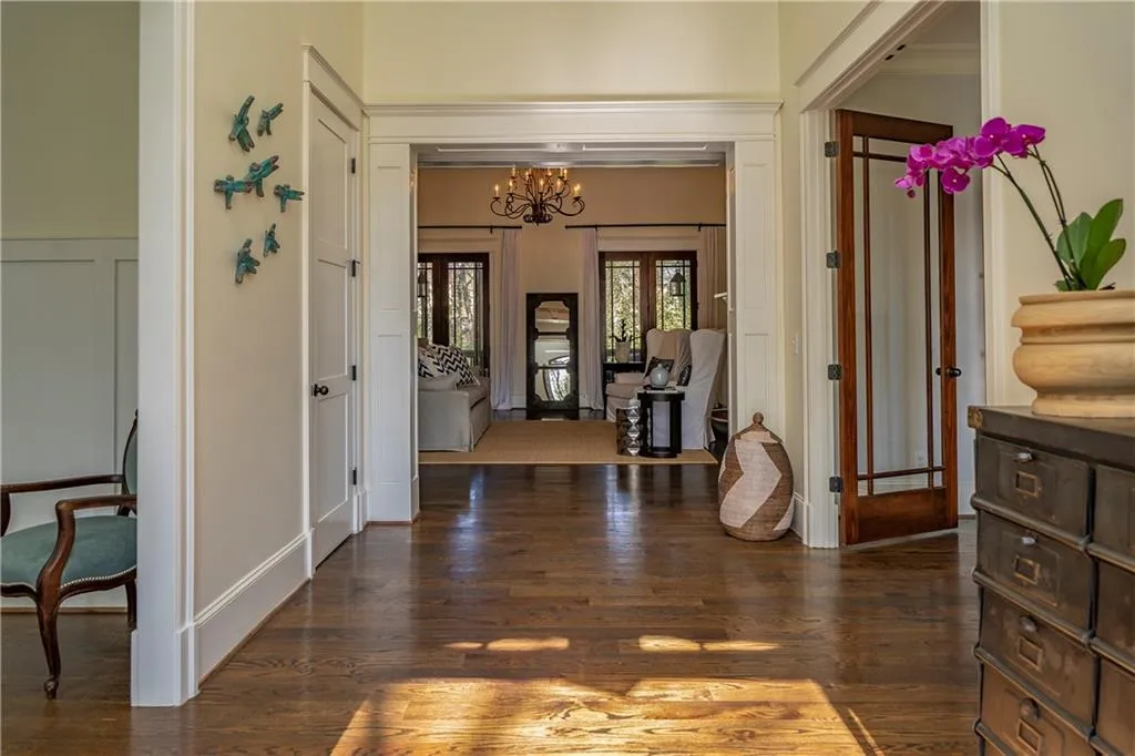 4842 Kitty Hawk Drive, Atlanta, Georgia 30342, 5 Bedrooms Bedrooms, ,5 BathroomsBathrooms,Residential,Sold,4842 Kitty Hawk Drive,6726747