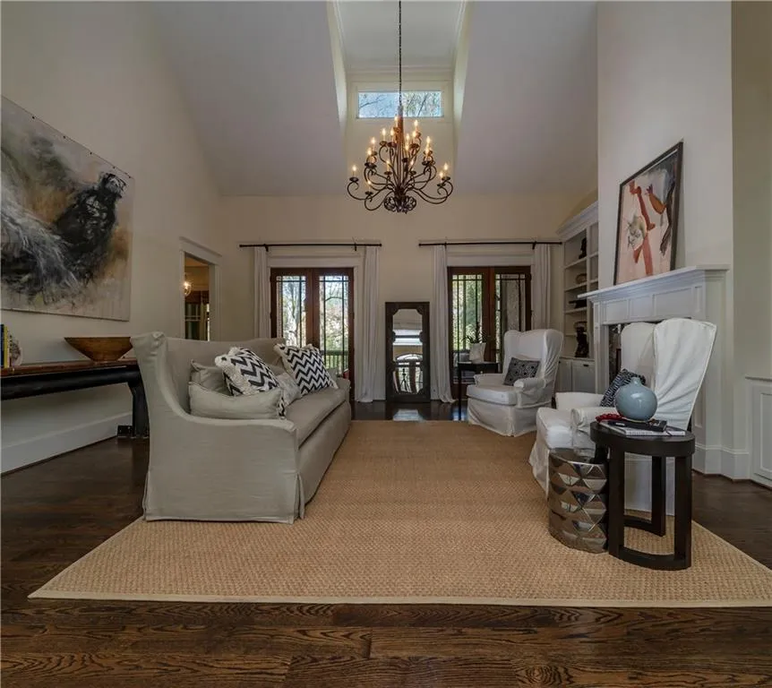 4842 Kitty Hawk Drive, Atlanta, Georgia 30342, 5 Bedrooms Bedrooms, ,5 BathroomsBathrooms,Residential,Sold,4842 Kitty Hawk Drive,6726747
