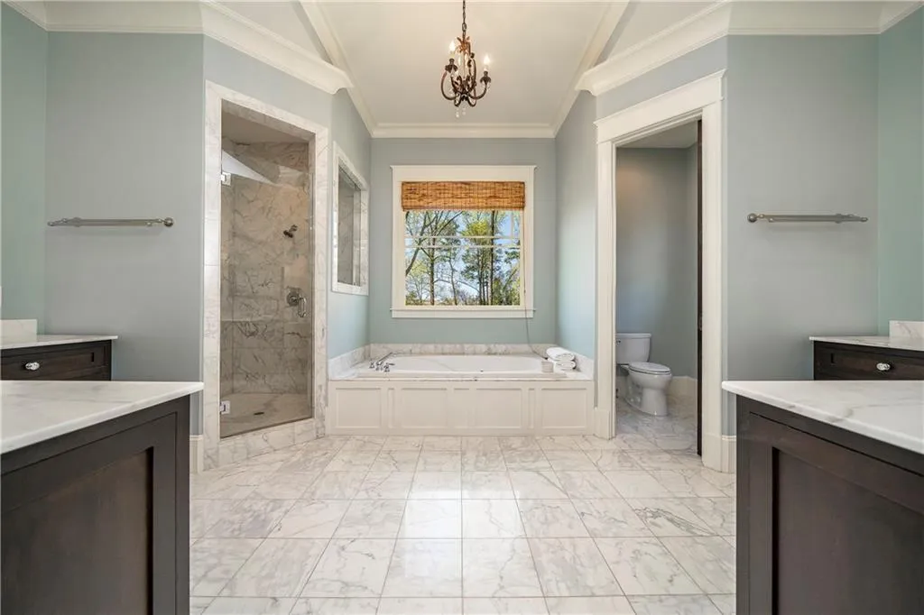4842 Kitty Hawk Drive, Atlanta, Georgia 30342, 5 Bedrooms Bedrooms, ,5 BathroomsBathrooms,Residential,Sold,4842 Kitty Hawk Drive,6726747