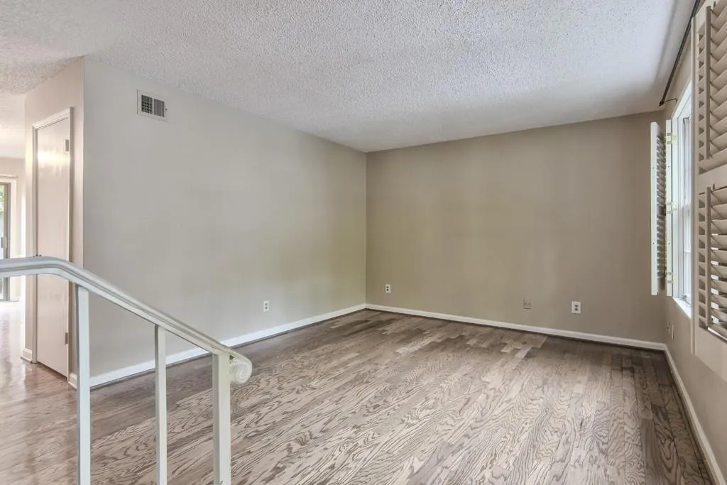 164 Lablanc Way Nw Unit -, Atlanta, Georgia 30327, 2 Bedrooms Bedrooms, ,2 BathroomsBathrooms,Residential,Sold,164 Lablanc Way Nw Unit -,5613451