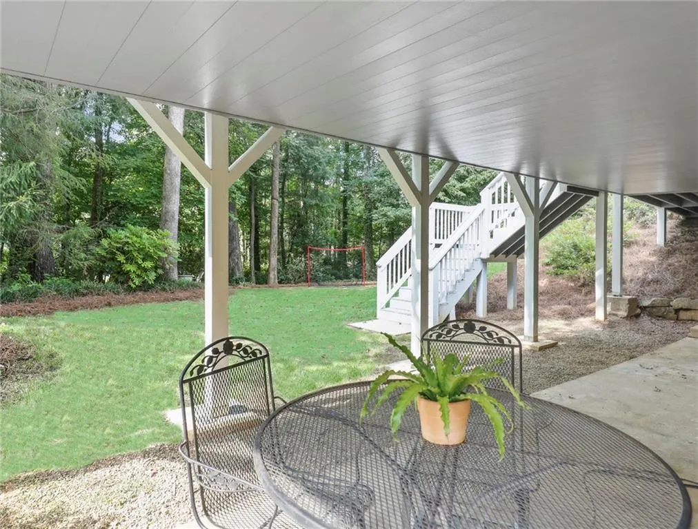 420 Colewood Way, Atlanta, Georgia 30328, 4 Bedrooms Bedrooms, ,3 BathroomsBathrooms,Residential,Sold,420 Colewood Way,7081634