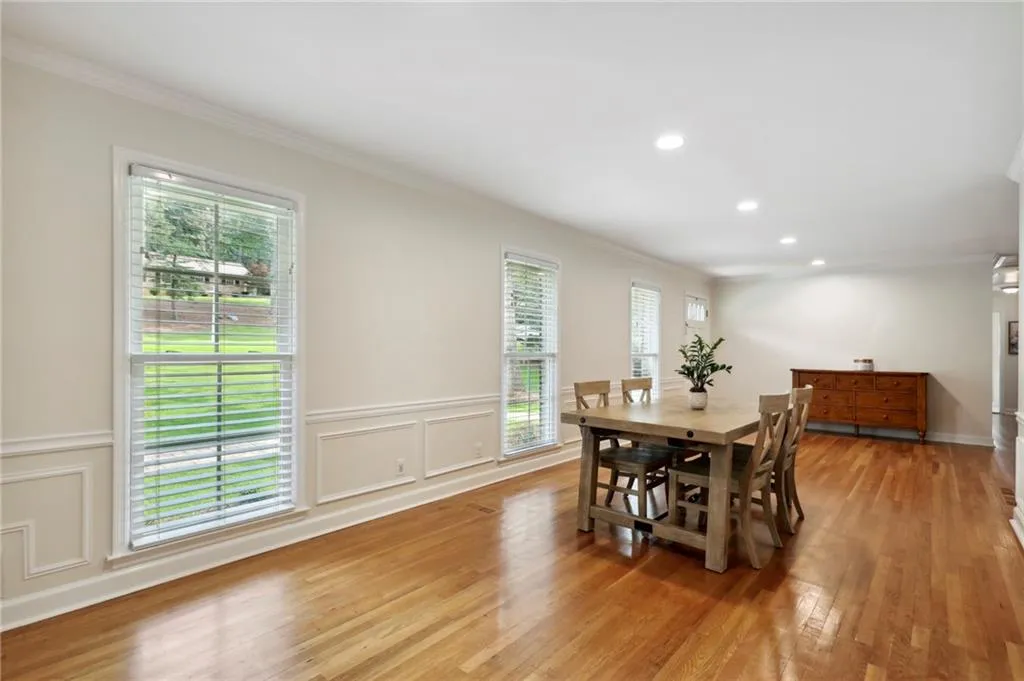 420 Colewood Way, Atlanta, Georgia 30328, 4 Bedrooms Bedrooms, ,3 BathroomsBathrooms,Residential,Sold,420 Colewood Way,7081634