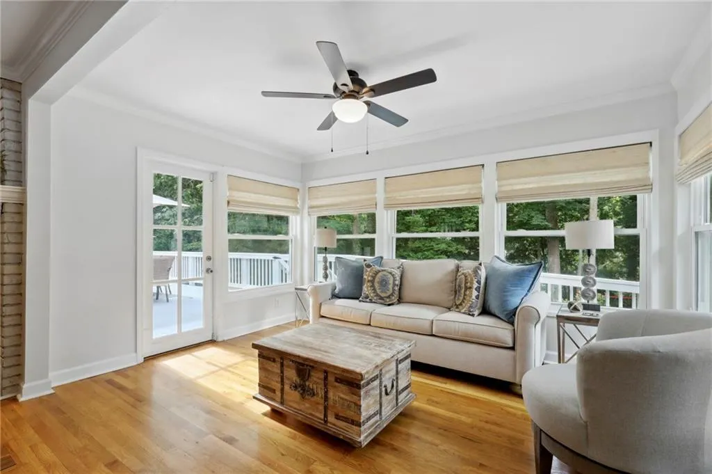 420 Colewood Way, Atlanta, Georgia 30328, 4 Bedrooms Bedrooms, ,3 BathroomsBathrooms,Residential,Sold,420 Colewood Way,7081634