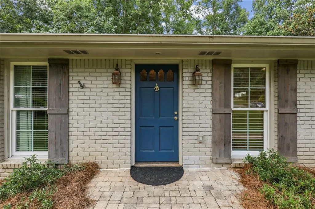 420 Colewood Way, Atlanta, Georgia 30328, 4 Bedrooms Bedrooms, ,3 BathroomsBathrooms,Residential,Sold,420 Colewood Way,7081634