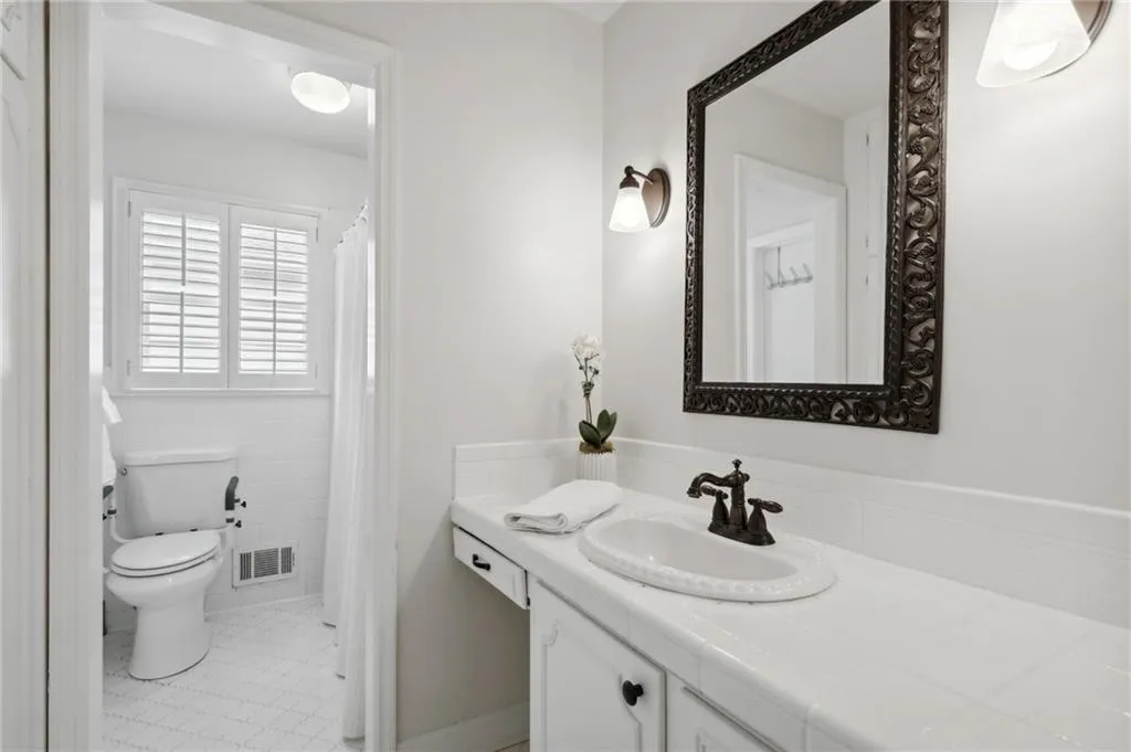 420 Colewood Way, Atlanta, Georgia 30328, 4 Bedrooms Bedrooms, ,3 BathroomsBathrooms,Residential,Sold,420 Colewood Way,7081634