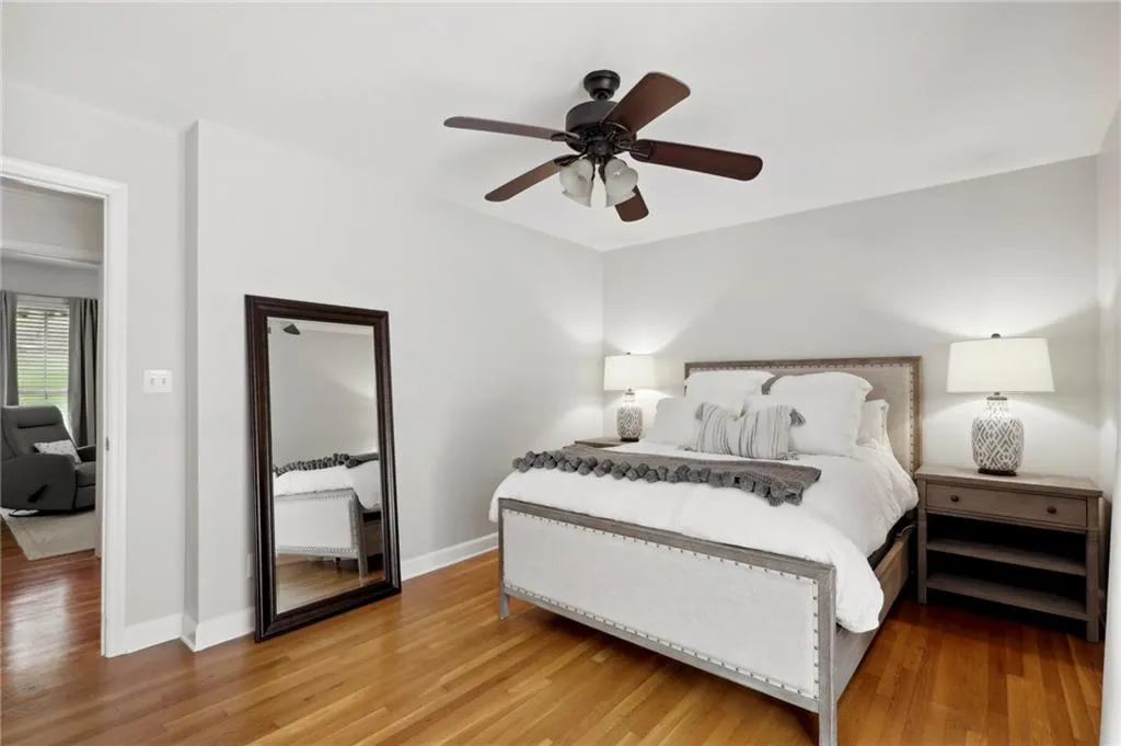 420 Colewood Way, Atlanta, Georgia 30328, 4 Bedrooms Bedrooms, ,3 BathroomsBathrooms,Residential,Sold,420 Colewood Way,7081634