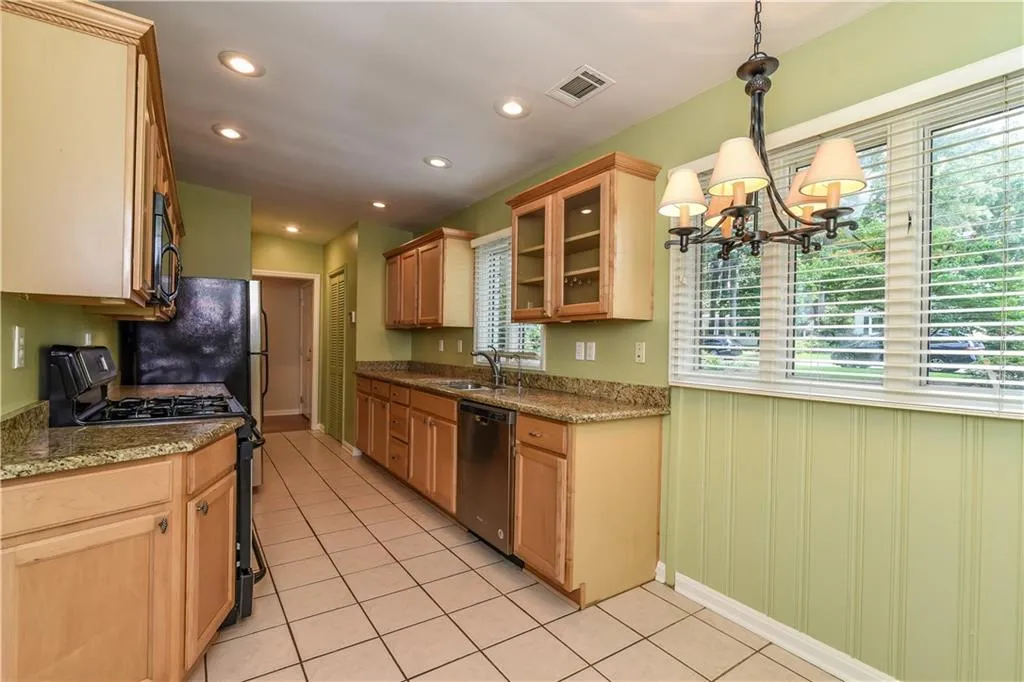 420 Carolwood Lane, Sandy Springs, Georgia 30342, 3 Bedrooms Bedrooms, ,2 BathroomsBathrooms,Residential,Sold,420 Carolwood Lane,5860765