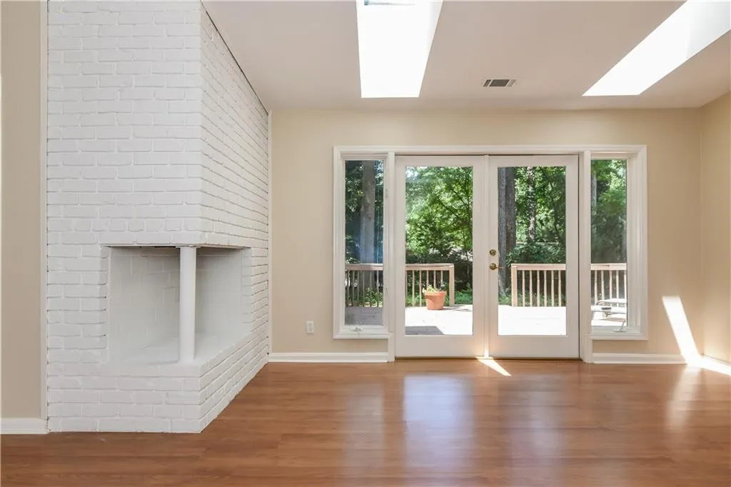 420 Carolwood Lane, Sandy Springs, Georgia 30342, 3 Bedrooms Bedrooms, ,2 BathroomsBathrooms,Residential,Sold,420 Carolwood Lane,5860765