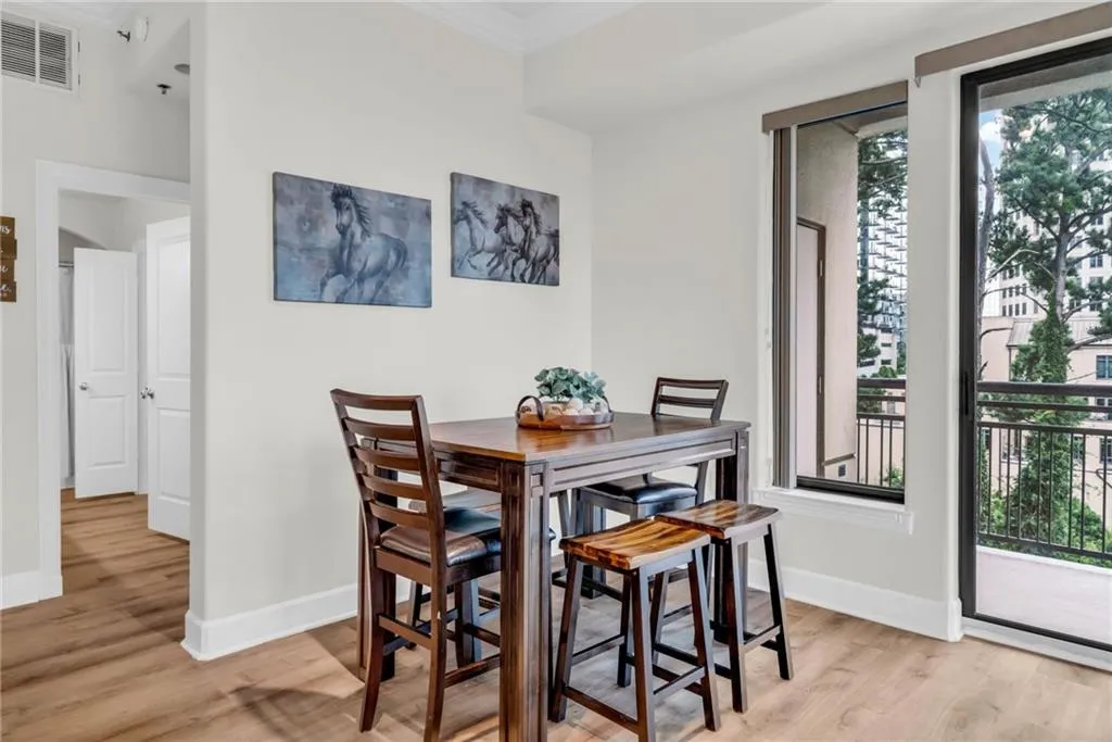 3445 Stratford Road Ne Unit 708, Atlanta, Georgia 30326, 1 Bedroom Bedrooms, ,1 BathroomBathrooms,Residential,For Sale,3445 Stratford Road Ne Unit 708,7649061