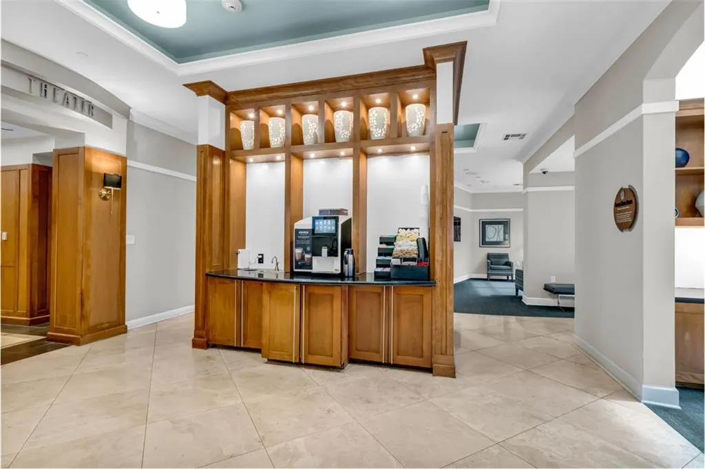 3445 Stratford Road Ne Unit 708, Atlanta, Georgia 30326, 1 Bedroom Bedrooms, ,1 BathroomBathrooms,Residential,For Sale,3445 Stratford Road Ne Unit 708,7649061