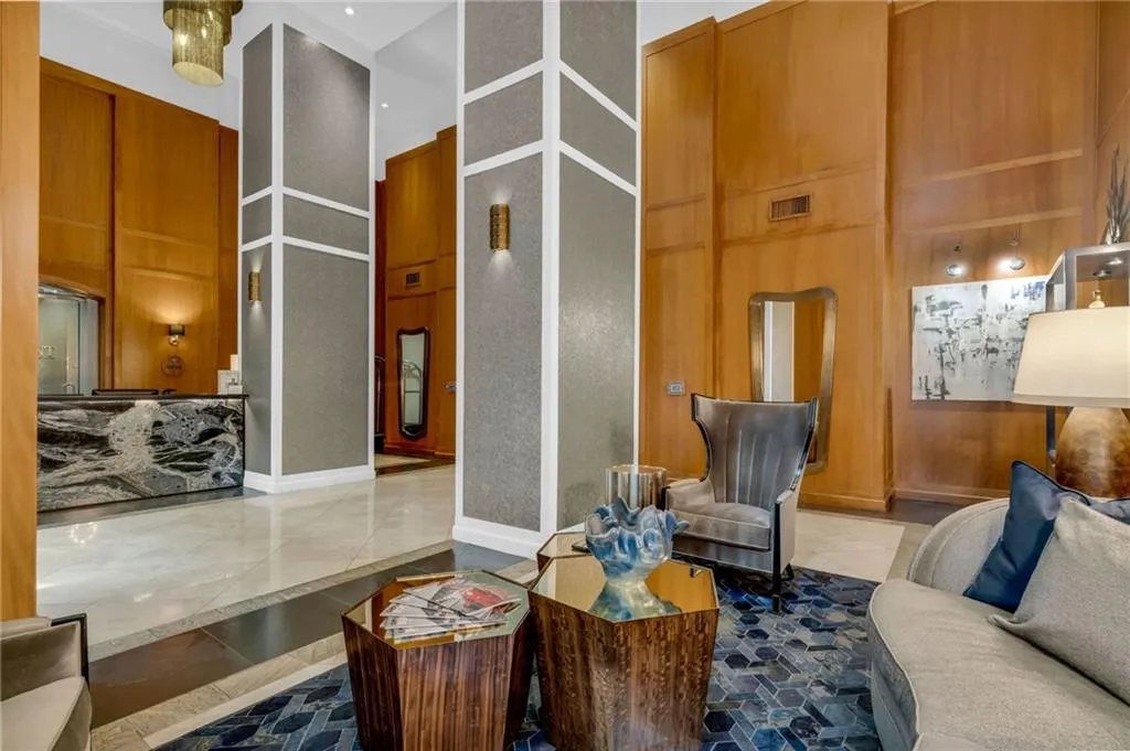 3445 Stratford Road Ne Unit 708, Atlanta, Georgia 30326, 1 Bedroom Bedrooms, ,1 BathroomBathrooms,Residential,For Sale,3445 Stratford Road Ne Unit 708,7649061