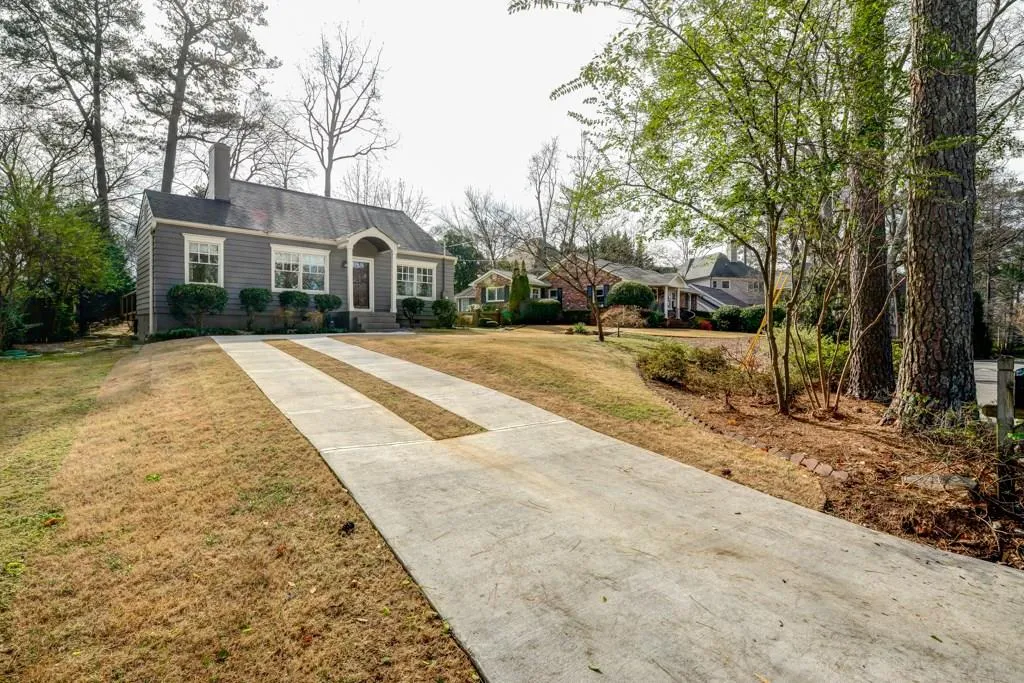 1049 Standard Drive Ne, Brookhaven, Georgia 30319, 3 Bedrooms Bedrooms, ,2 BathroomsBathrooms,Residential,Sold,1049 Standard Drive Ne,5802095
