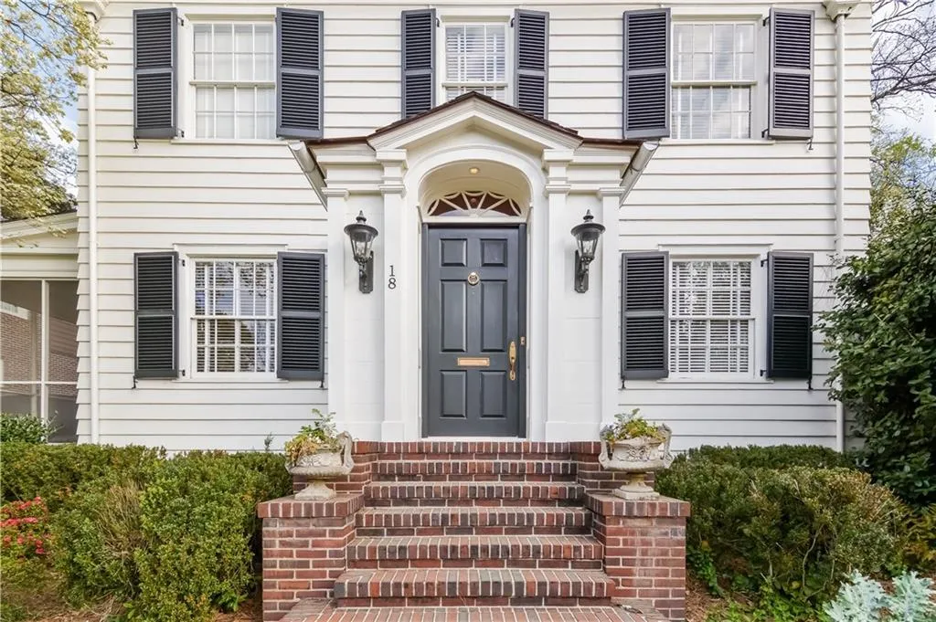 18 Camden Road, Atlanta, Georgia 30309, 4 Bedrooms Bedrooms, ,3 BathroomsBathrooms,Residential,Sold,18 Camden Road,5660920