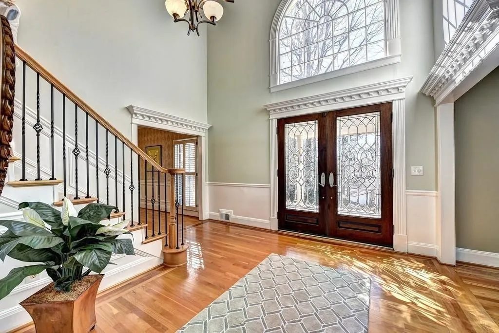 9450 Huntcliff Trace, Sandy Springs, Georgia 30350, 4 Bedrooms Bedrooms, ,4 BathroomsBathrooms,Residential,Sold,9450 Huntcliff Trace,6766837