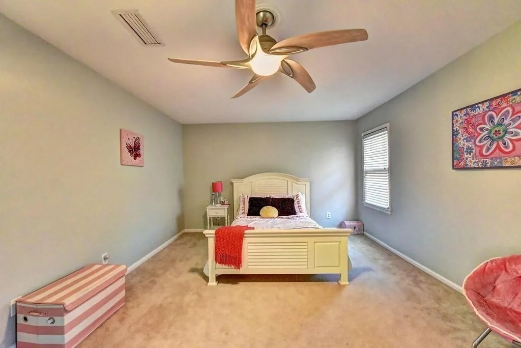 9450 Huntcliff Trace, Sandy Springs, Georgia 30350, 4 Bedrooms Bedrooms, ,4 BathroomsBathrooms,Residential,Sold,9450 Huntcliff Trace,6766837