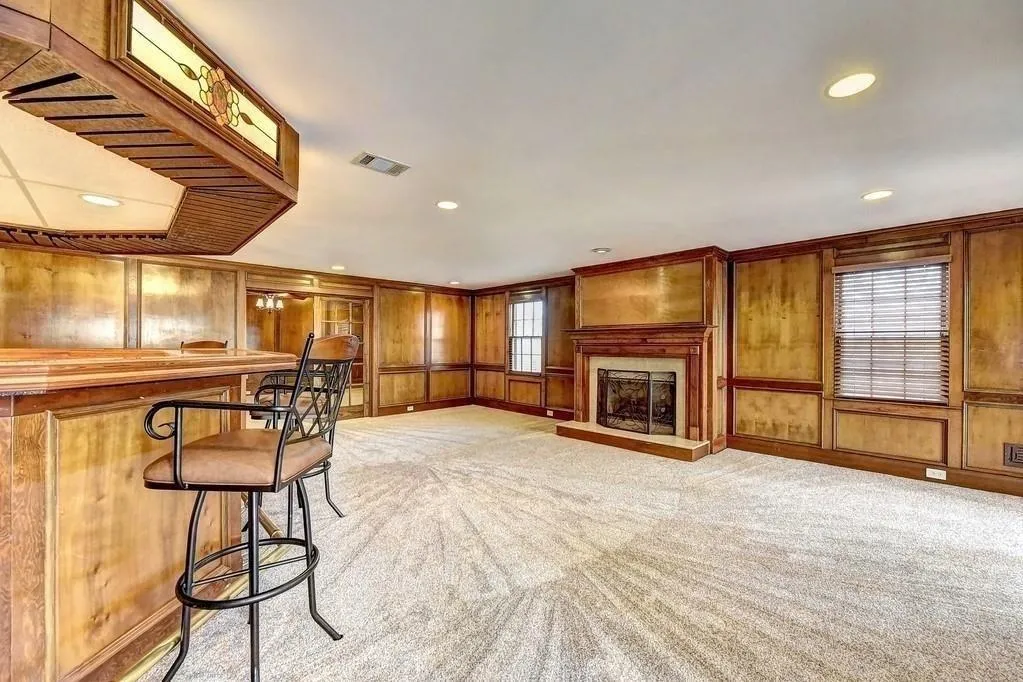 9450 Huntcliff Trace, Sandy Springs, Georgia 30350, 4 Bedrooms Bedrooms, ,4 BathroomsBathrooms,Residential,Sold,9450 Huntcliff Trace,6766837