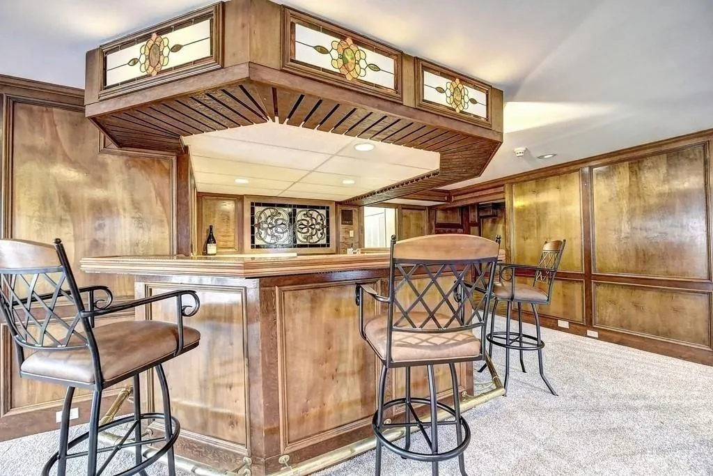 9450 Huntcliff Trace, Sandy Springs, Georgia 30350, 4 Bedrooms Bedrooms, ,4 BathroomsBathrooms,Residential,Sold,9450 Huntcliff Trace,6766837