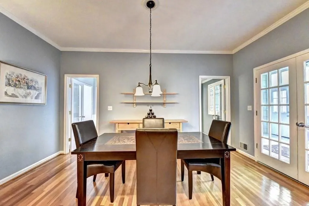 9450 Huntcliff Trace, Sandy Springs, Georgia 30350, 4 Bedrooms Bedrooms, ,4 BathroomsBathrooms,Residential,Sold,9450 Huntcliff Trace,6766837