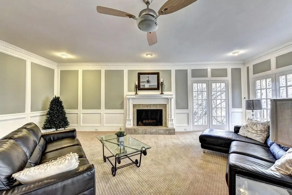 9450 Huntcliff Trace, Sandy Springs, Georgia 30350, 4 Bedrooms Bedrooms, ,4 BathroomsBathrooms,Residential,Sold,9450 Huntcliff Trace,6766837