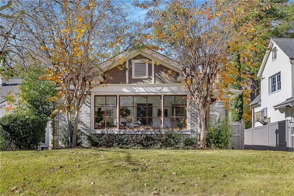 21 Park Circle Ne, Atlanta, Georgia 30305, 3 Bedrooms Bedrooms, 0 ,2 BathroomsBathrooms,Residential,For Sale,21 Park Circle Ne,7692656