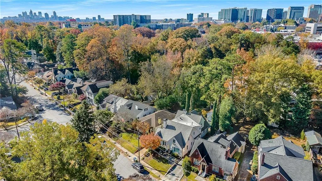21 Park Circle Ne, Atlanta, Georgia 30305, 3 Bedrooms Bedrooms, 0 ,2 BathroomsBathrooms,Residential,For Sale,21 Park Circle Ne,7692656