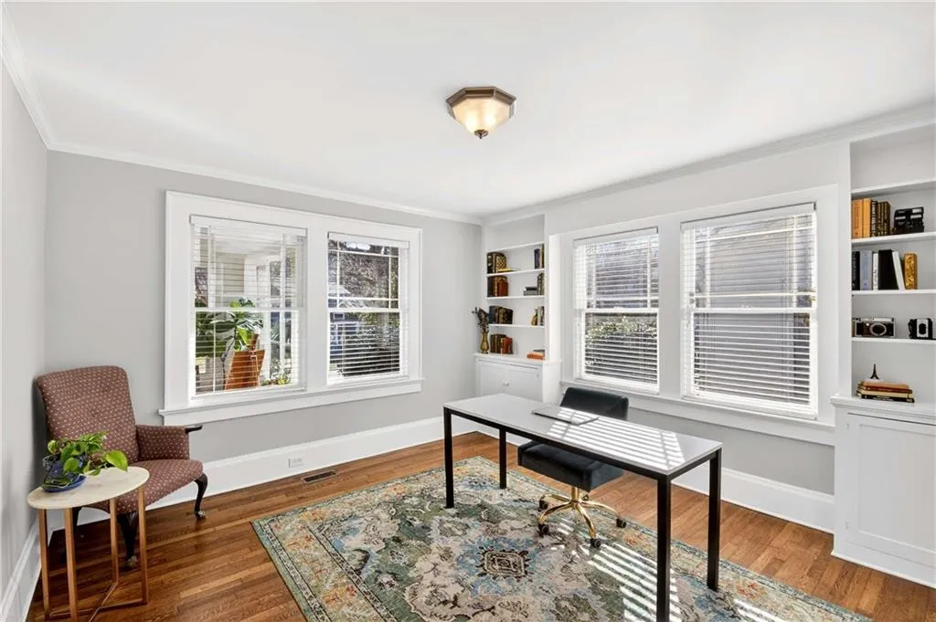 21 Park Circle Ne, Atlanta, Georgia 30305, 3 Bedrooms Bedrooms, 0 ,2 BathroomsBathrooms,Residential,For Sale,21 Park Circle Ne,7692656