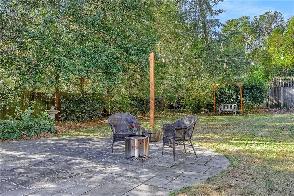 21 Park Circle Ne, Atlanta, Georgia 30305, 3 Bedrooms Bedrooms, 0 ,2 BathroomsBathrooms,Residential,For Sale,21 Park Circle Ne,7692656