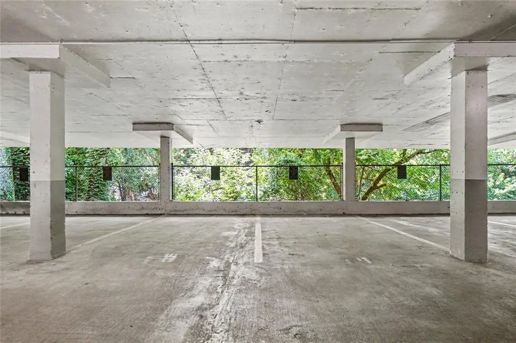 2285 Peachtree Road Ne Unit 909, Atlanta, Georgia 30309, 1 Bedroom Bedrooms, 0 ,1 BathroomBathrooms,Residential,For Sale,2285 Peachtree Road Ne Unit 909,7806742