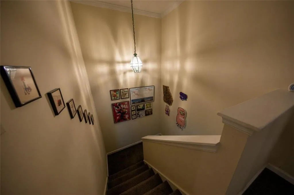 650 Corbin Lake Court, Sandy Springs, Georgia 30350, 3 Bedrooms Bedrooms, ,2 BathroomsBathrooms,Residential,Sold,650 Corbin Lake Court,6739268