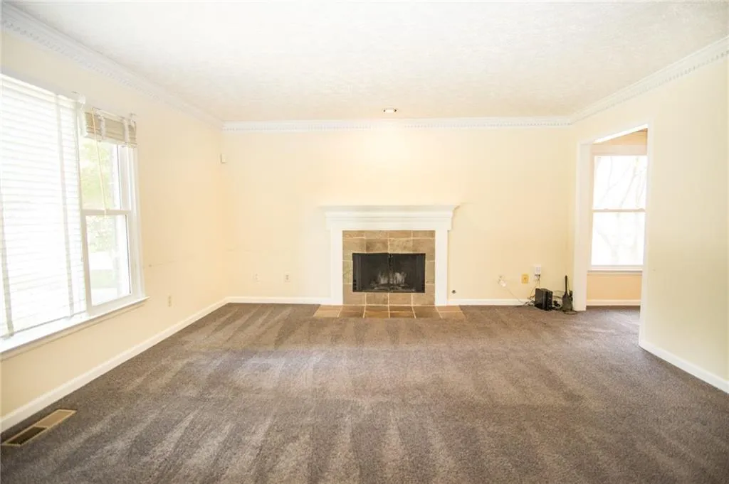 650 Corbin Lake Court, Sandy Springs, Georgia 30350, 3 Bedrooms Bedrooms, ,2 BathroomsBathrooms,Residential,Sold,650 Corbin Lake Court,6739268