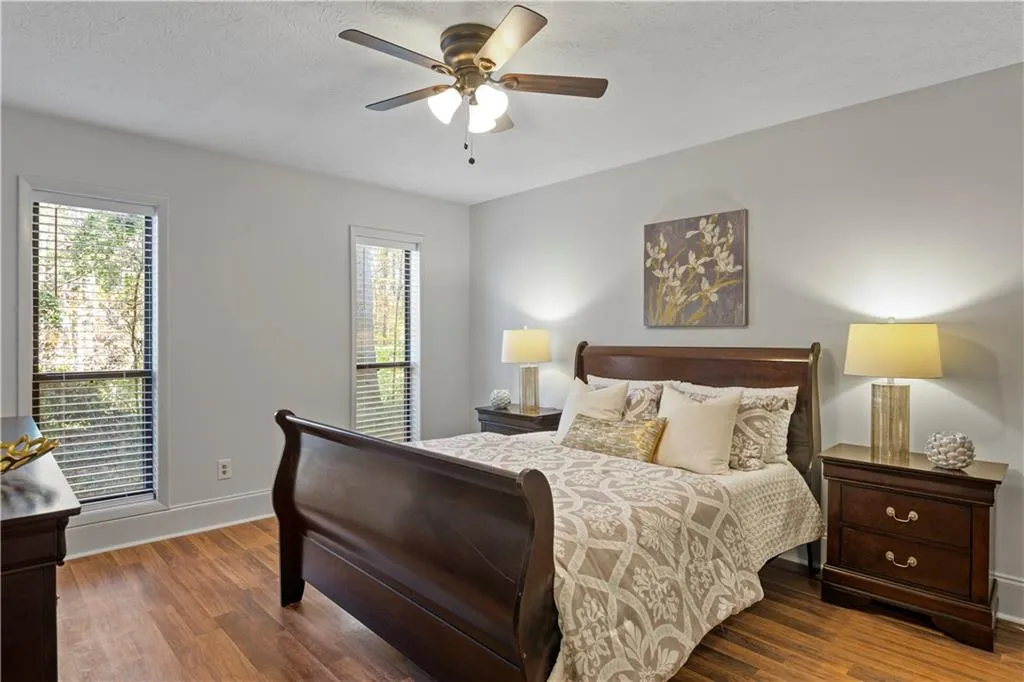 1205 Woodcliff Drive, Sandy Springs, Georgia 30350, 2 Bedrooms Bedrooms, ,2 BathroomsBathrooms,Residential,Sold,1205 Woodcliff Drive,6810193