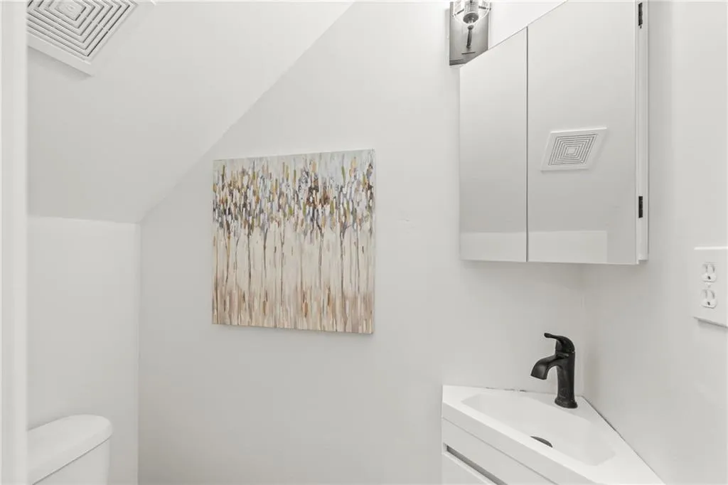 75 Johnson Road Nw, Atlanta, Georgia 30318, 4 Bedrooms Bedrooms, ,2 BathroomsBathrooms,Residential,For Sale,75 Johnson Road Nw,7640987