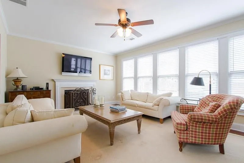310 Windsor Gate Cove, Atlanta, Georgia 30342, 4 Bedrooms Bedrooms, ,3 BathroomsBathrooms,Residential,Sold,310 Windsor Gate Cove,5509305
