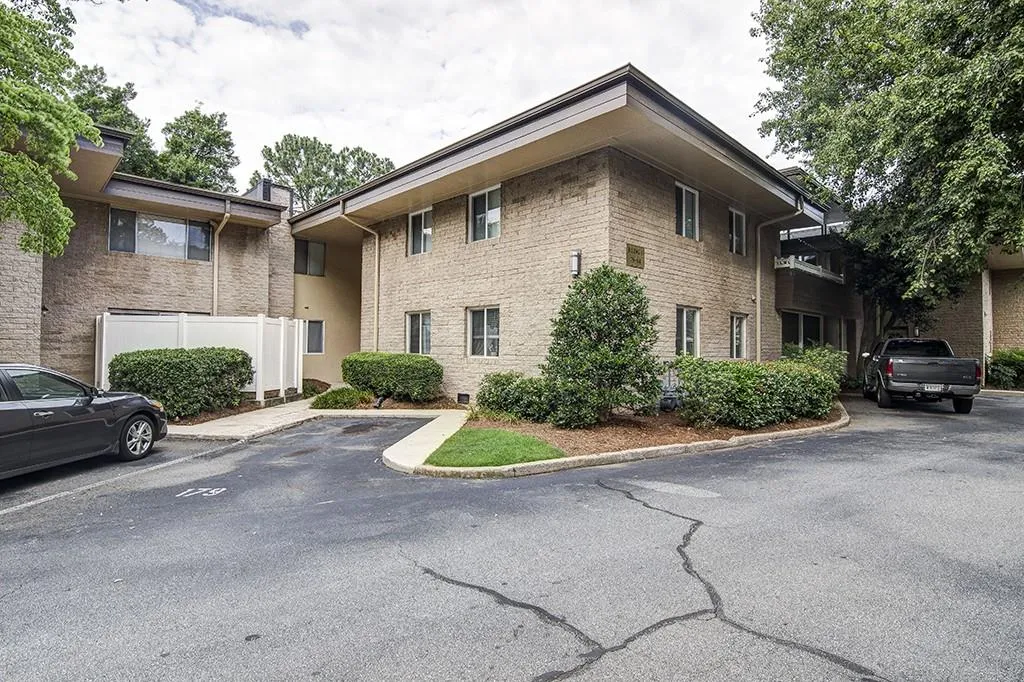 346 Carpenter Drive Unit 83, Atlanta, Georgia 30328, 2 Bedrooms Bedrooms, ,2 BathroomsBathrooms,Residential,Sold,346 Carpenter Drive Unit 83,5723208