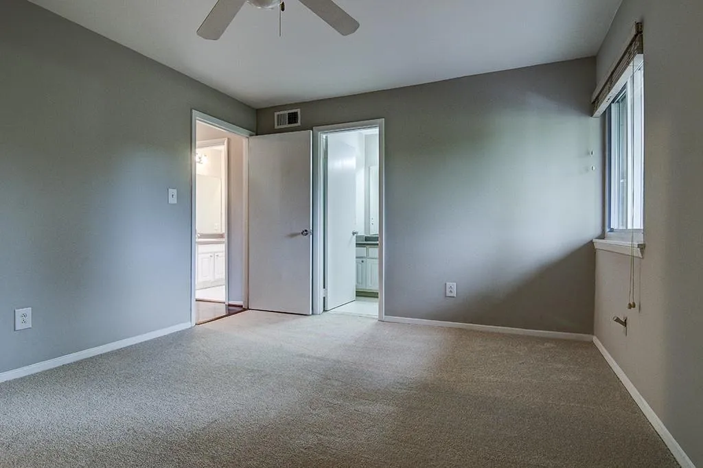 346 Carpenter Drive Unit 83, Atlanta, Georgia 30328, 2 Bedrooms Bedrooms, ,2 BathroomsBathrooms,Residential,Sold,346 Carpenter Drive Unit 83,5723208