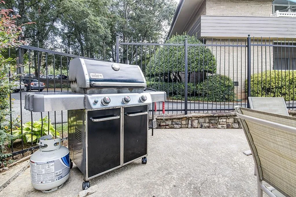346 Carpenter Drive Unit 83, Atlanta, Georgia 30328, 2 Bedrooms Bedrooms, ,2 BathroomsBathrooms,Residential,Sold,346 Carpenter Drive Unit 83,5723208